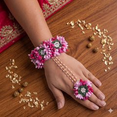 Pearl With Pollen Flower Necklace Set