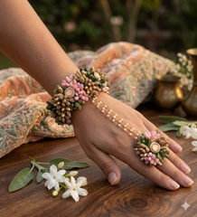 Pollen Flower Necklace Set