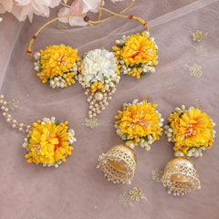 Yellow And White Necklace set