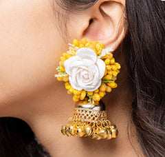 White Rose Flower Necklace Set