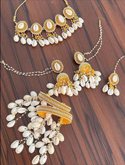 Shell Jewellery set