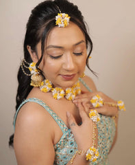 Flower With Kundan Jewellery set