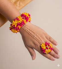 Pollen Flower Necklace Set