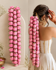 Rosy Hair Gajra And Kalere Combo