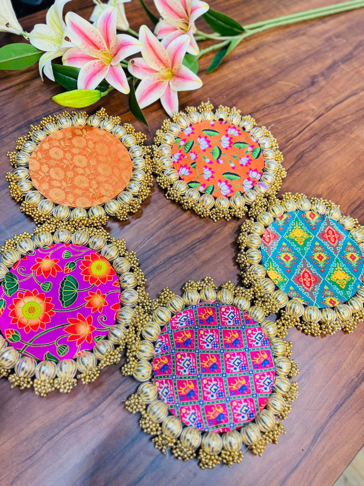 Decorated Mat 1 Pc Size 6/6 inches