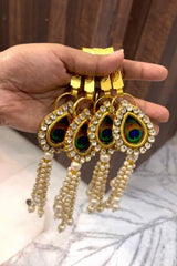 Mor Pankh Satka Key Chain