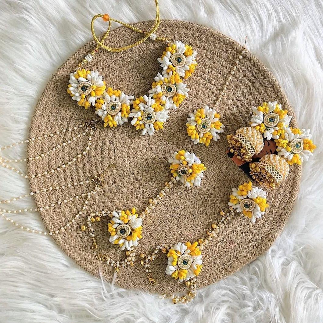Flower With Kundan Jewellery set