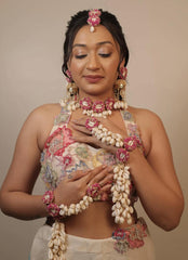 Pink Shell Flowrel Necklace Set