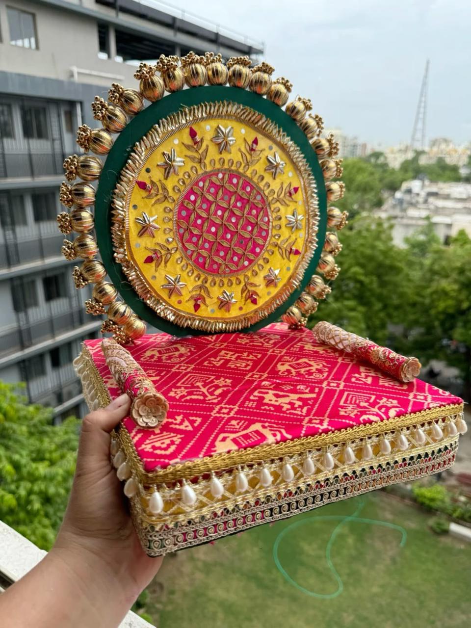 Royal Bandhani Laddu Gopal Singhasan