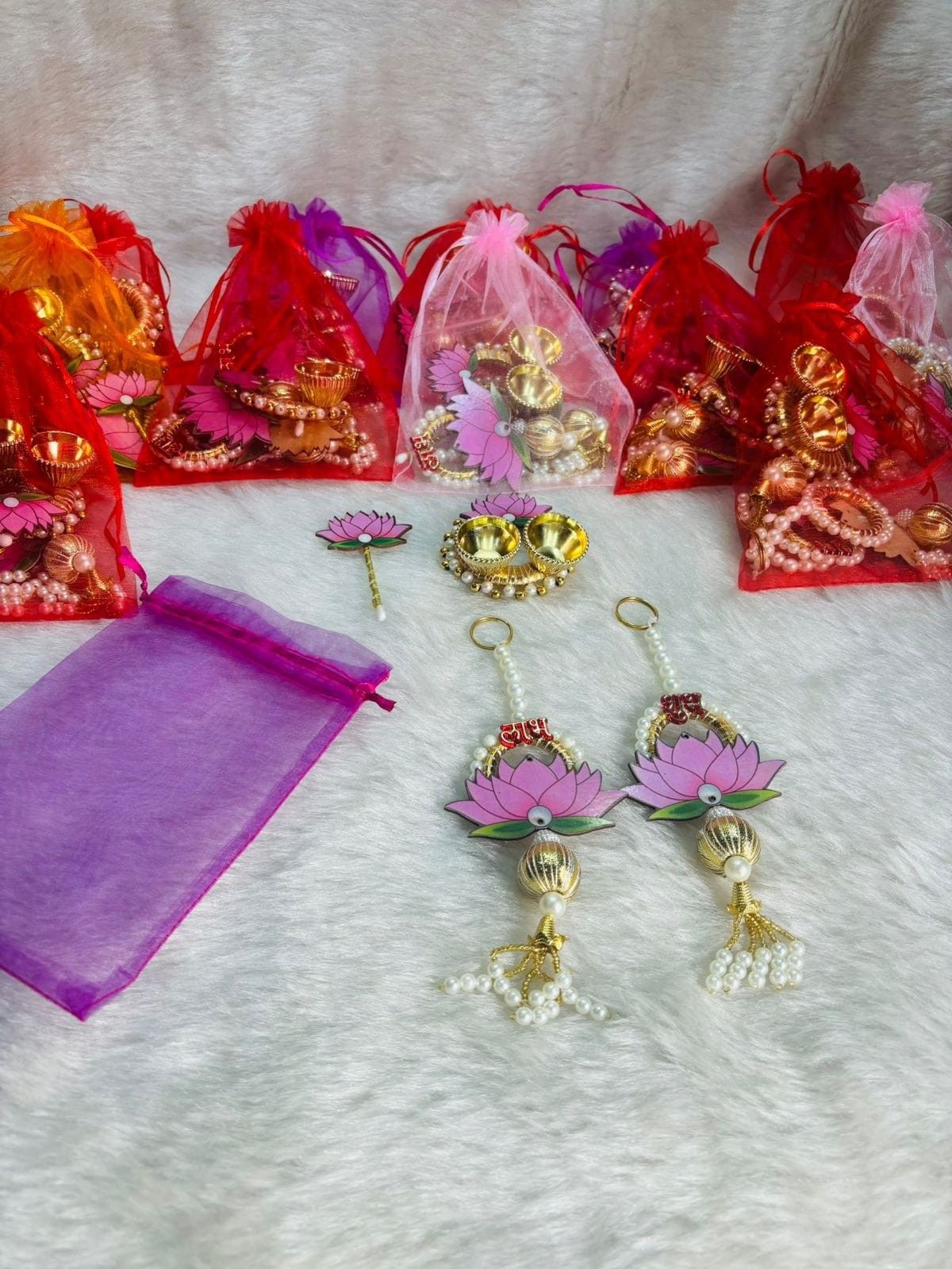 Lotus Hamper shubh labh and tilak plate combo