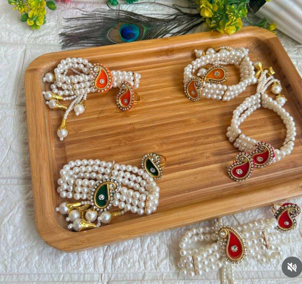 Elegant Pearl Beaded Bracelet with Ring